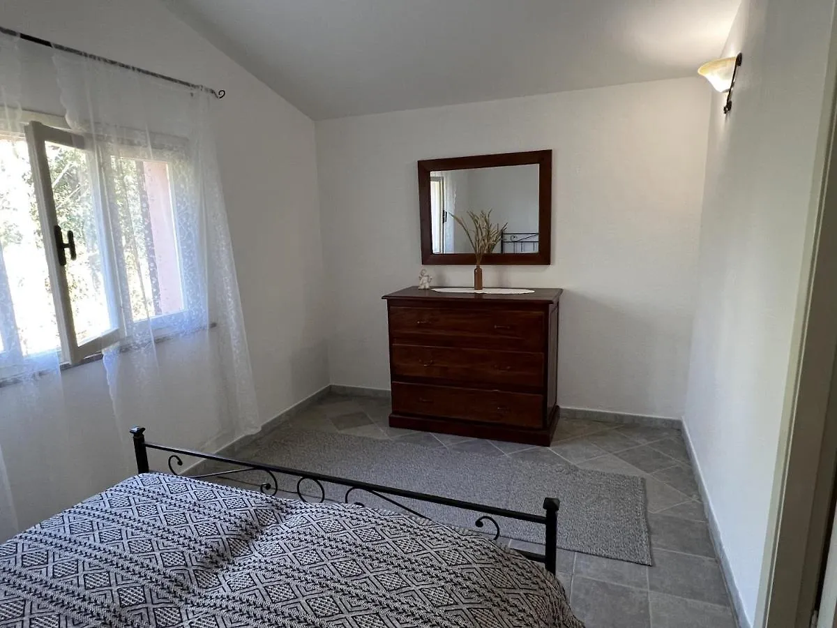 Casa Rosmarino Vila San Giovanni  Casa de Férias San Giovanni (Sassari)